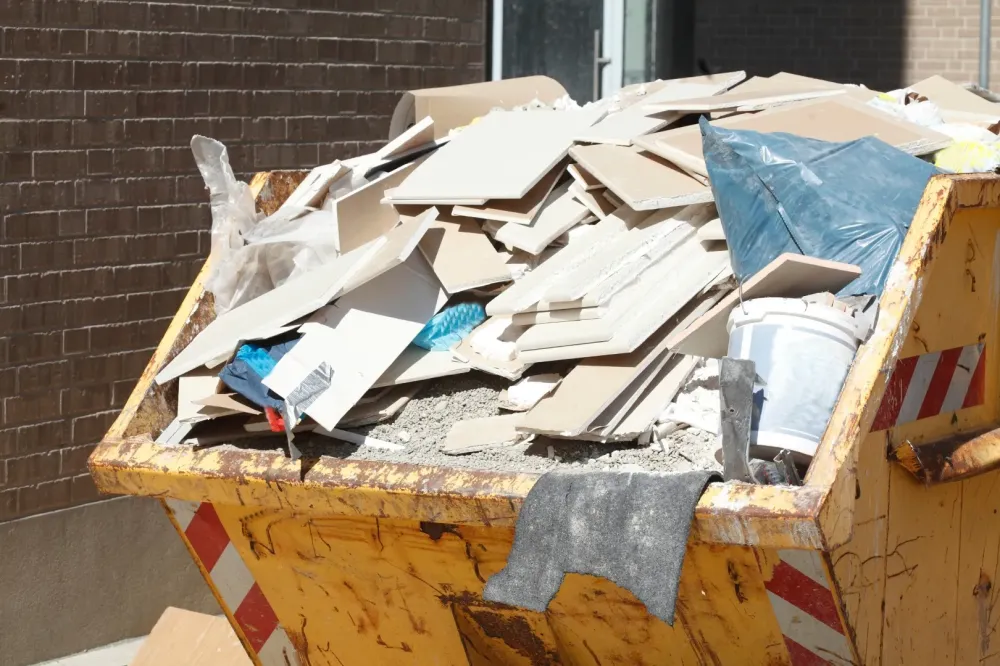 Déchets près de Lavelanet